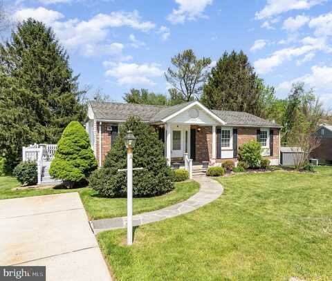 4 HALLBROOK COURT, BALTIMORE, MD 21236