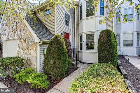 8002 BIRDIE LANE, DOYLESTOWN, PA 18901