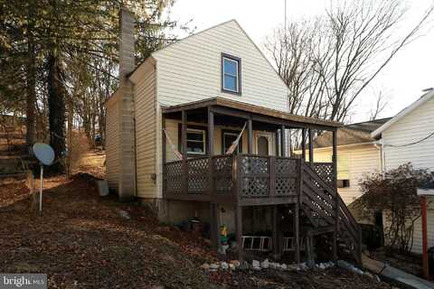384 PINE STREET, BELLEFONTE, PA 16823