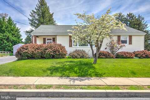 6147 CARPENTER STREET, EAST PETERSBURG, PA 17520
