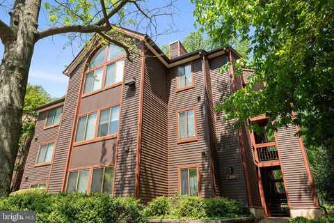 2800 LEE OAKS PLACE, FALLS CHURCH, VA 22046