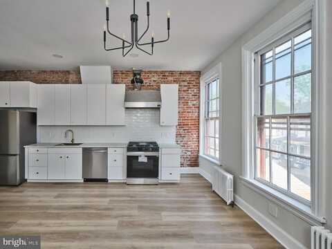 20 W BRIDGE STREET, NEW HOPE, PA 18938