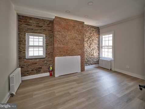 20B W BRIDGE STREET, NEW HOPE, PA 18938