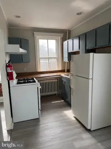15 W UNION STREET, BURLINGTON, NJ 08016