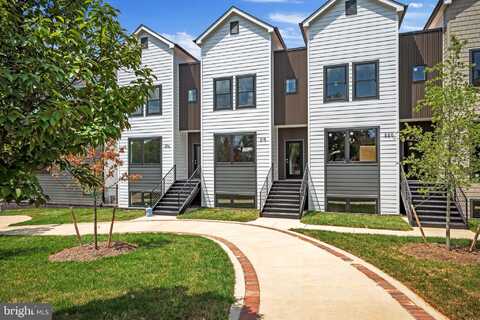 218 E. PICCADILLY STREET, WINCHESTER, VA 22601