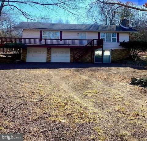 68 LAKEVIEW DRIVE, ALBRIGHTSVILLE, PA 18210