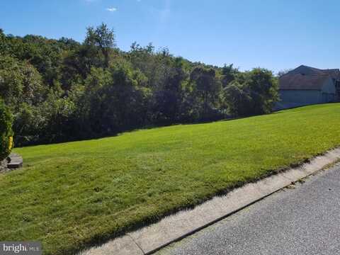 35 PERCHERON DRIVE, YORK, PA 17406