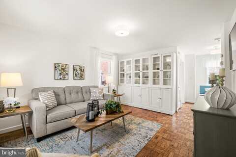 2016 21ST STREET N, ARLINGTON, VA 22201