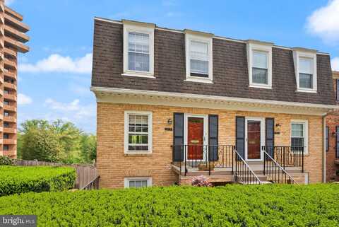 3267 SUTTON PLACE NW, WASHINGTON, DC 20016