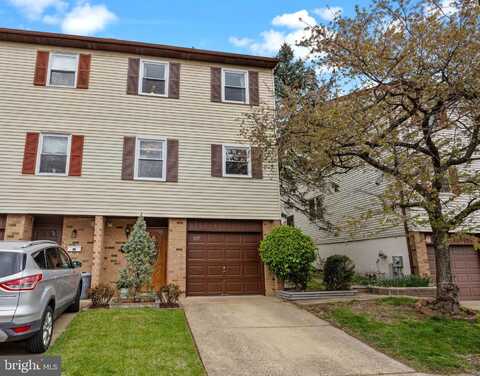 837 N CENTENNIAL SQUARE N, PHILADELPHIA, PA 19116