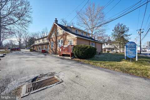 2792 EGYPT RD, AUDUBON, PA 19403