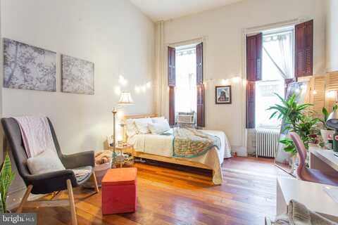 1817 SPRUCE STREET, PHILADELPHIA, PA 19103