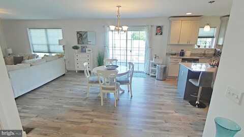 13 VERBENA DRIVE, LANCASTER, PA 17602