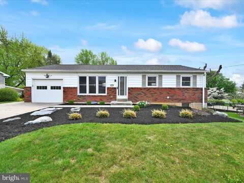 218 W FRANKLIN AVENUE, MYERSTOWN, PA 17067