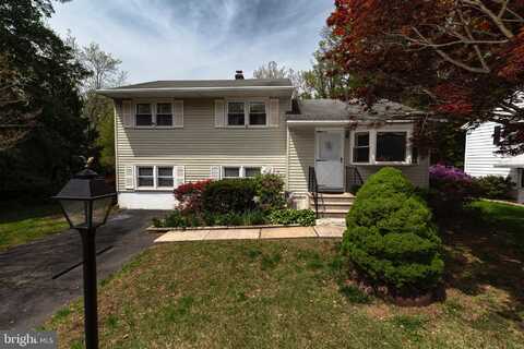 1040 WAGONER DRIVE, WILMINGTON, DE 19805
