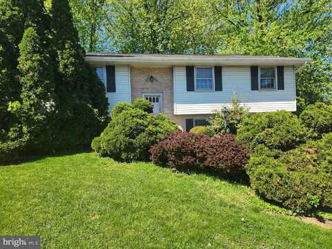 12 CIRCLE VIEW DRIVE, LEOLA, PA 17540
