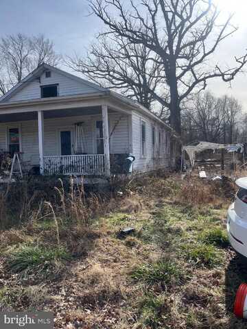 4401 W SUMMER ROAD W, SUITLAND, MD 20746