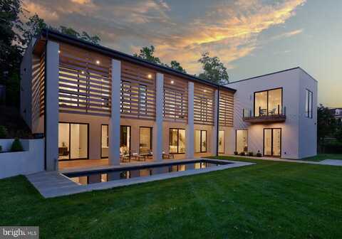 2800 32ND STREET NW, WASHINGTON, DC 20008