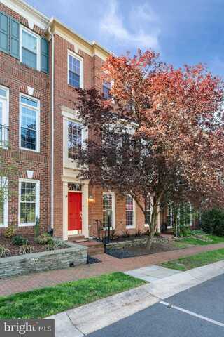 43781 APACHE WELLS TERRACE, LEESBURG, VA 20176