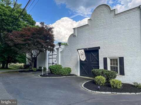 1 HUNTRISE LANE, WEST CHESTER, PA 19382