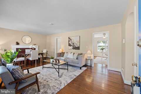 4419 LAKEVIEW DRIVE, TEMPLE HILLS, MD 20748