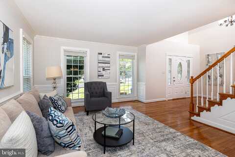 9126 JOHN WAY, FAIRFAX STATION, VA 22039