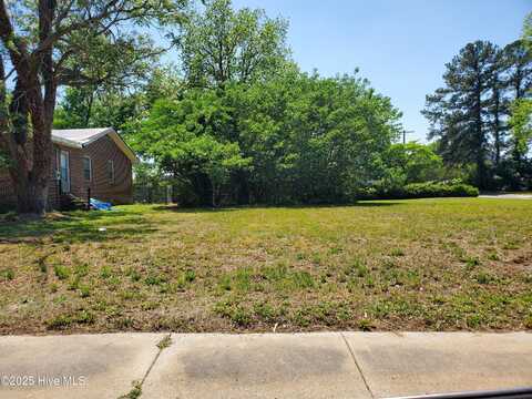 227 W M.L.K. Jr Drive, Washington, NC 27889