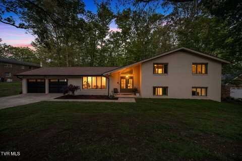 2413 Essex Drive, Kingsport, TN 37660