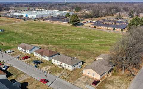 2401 Viking Drive, HUMBOLDT, TN 38343