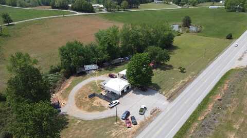 7743 Smithville Hwy, SPARTA, TN 38583