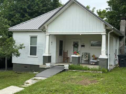 206 W Commercial Ave, MONTEREY, TN 38574