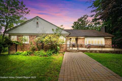 37 Roosevelt Avenue, Woodridge, NY 12789