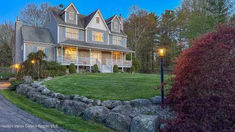 6 Dubois Road, New Paltz, NY 12561