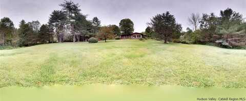 33 Race Track Road, Bearsville, NY 12409