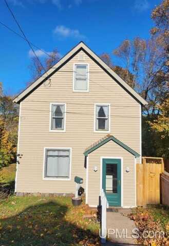 104 W Douglass, Houghton, MI 49931