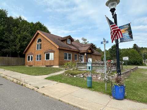105 N Max, Michigamme, MI 49861