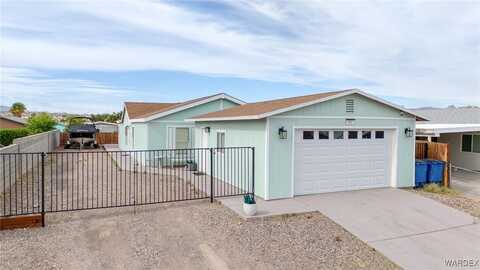 901 Glen Drive, Bullhead City, AZ 86442