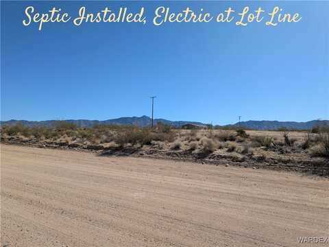 6198 W Joseph Drive, Golden Valley, AZ 86413