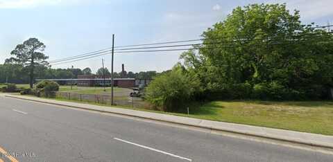 728 W College Street, Warsaw, NC 28398