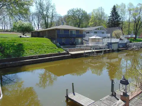 10502 N Corley Dr Road, Monticello, IN 47960