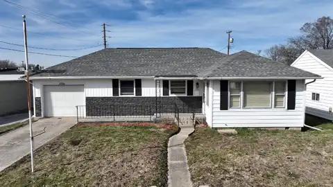 102 Pierce Circle, Monticello, IN 47960
