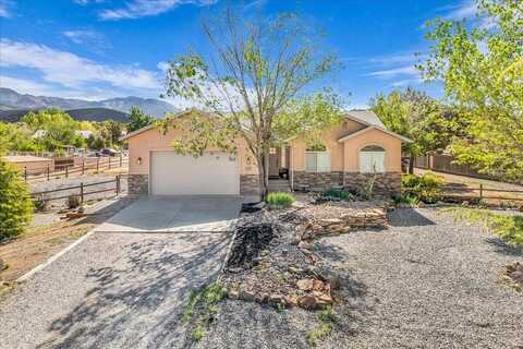 950 N Horsemans Park, Dammeron Valley, UT 84783