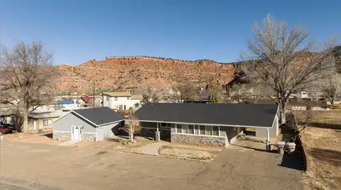 163 E 200 N, Kanab, UT 84741