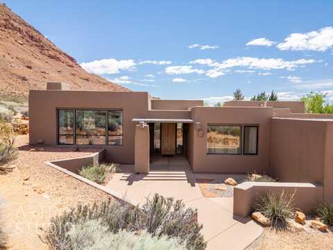 423 W Taman CT, Ivins, UT 84738