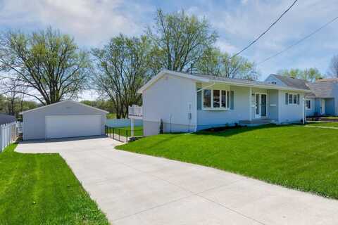 1735 Downing Avenue, Waterloo, IA 50701