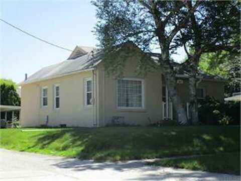 1217 W 11th Street, Waterloo, IA 50702