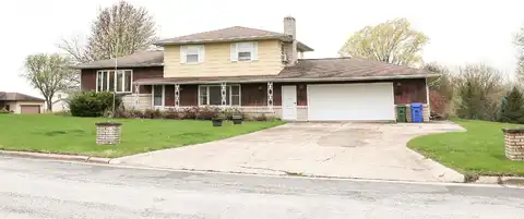 101 Gabel Lane, Waverly, IA 50677