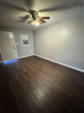 409 PARK STREET, Burkburnett, TX 76354
