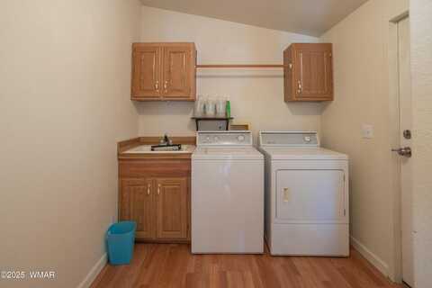 2770 W Whipple Street, Show Low, AZ 85901