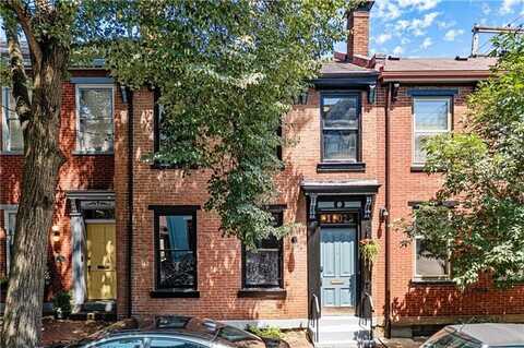 1202 Resaca Pl, Central, PA 15212